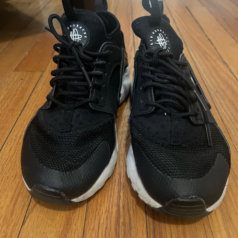 Black Athletic Sneakers